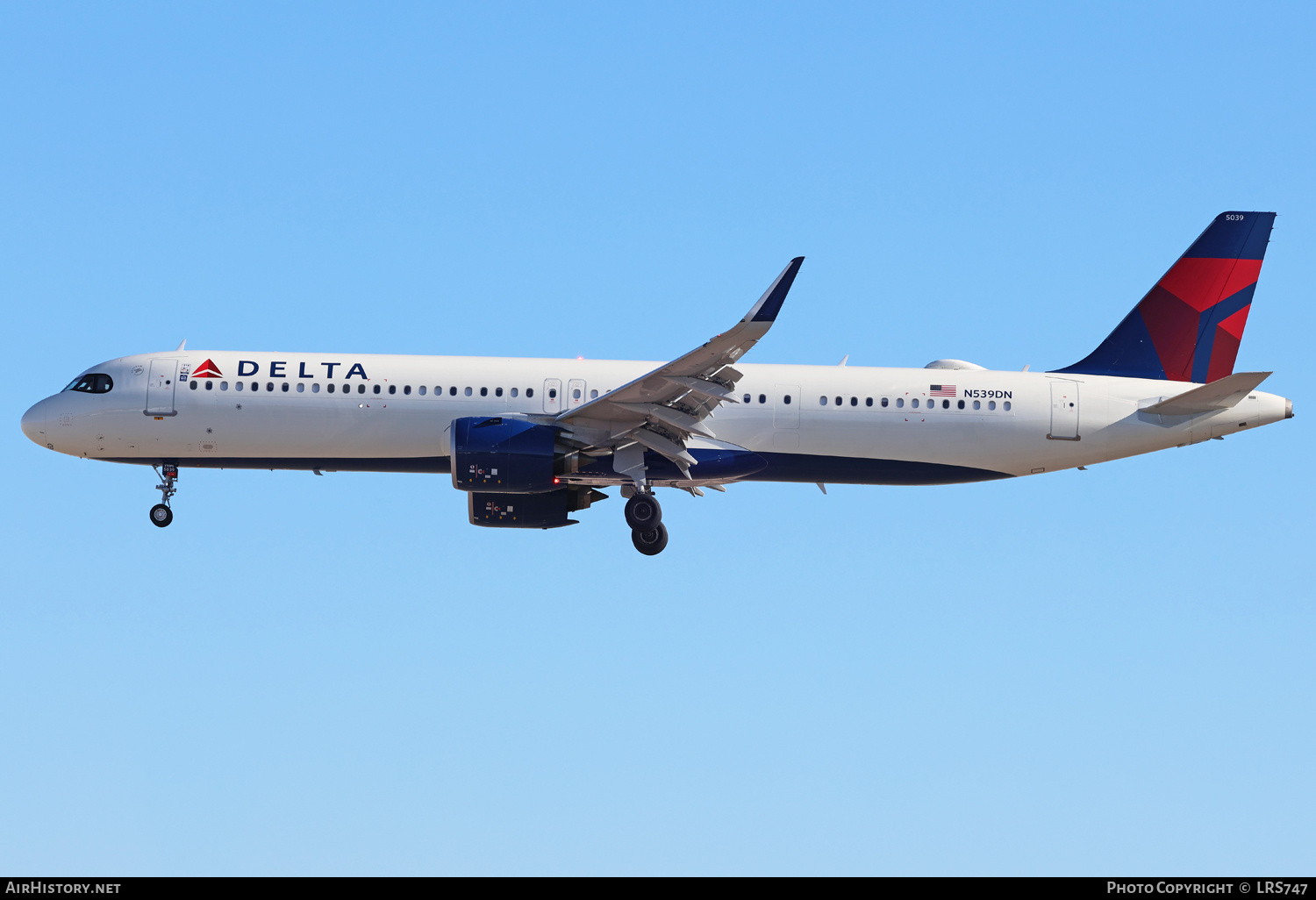 Aircraft Photo of N539DN | Airbus A321-271NX | Delta Air Lines | AirHistory.net #690361