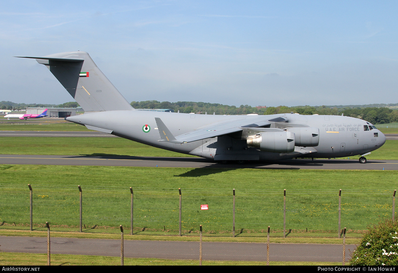 Aircraft Photo of 1229 / 100407 | Boeing C-17A Globemaster III | United Arab Emirates - Air Force | AirHistory.net #690404