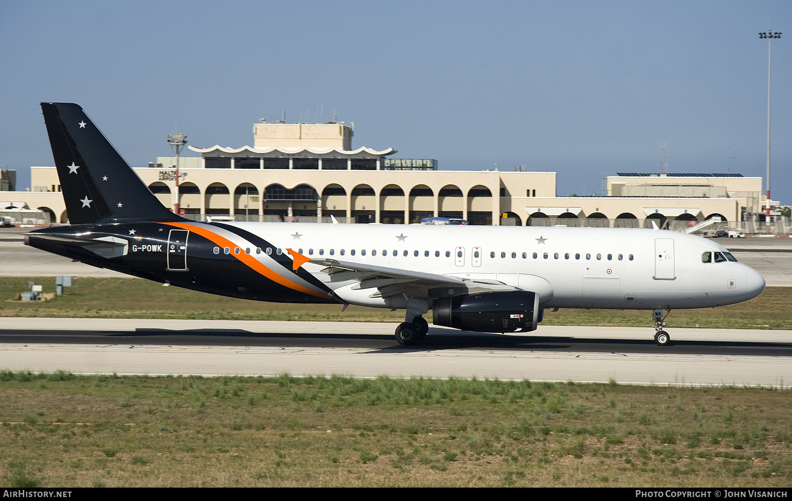 Aircraft Photo of G-POWK | Airbus A320-233 | Titan Airways | AirHistory.net #690546