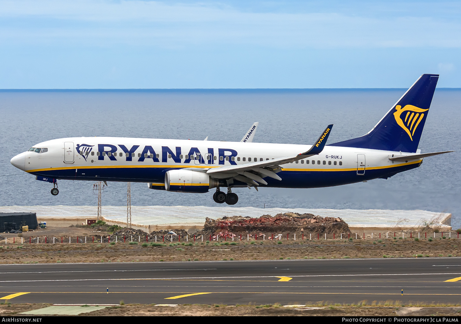 Aircraft Photo of G-RUKJ | Boeing 737-8AS | Ryanair | AirHistory.net #690556