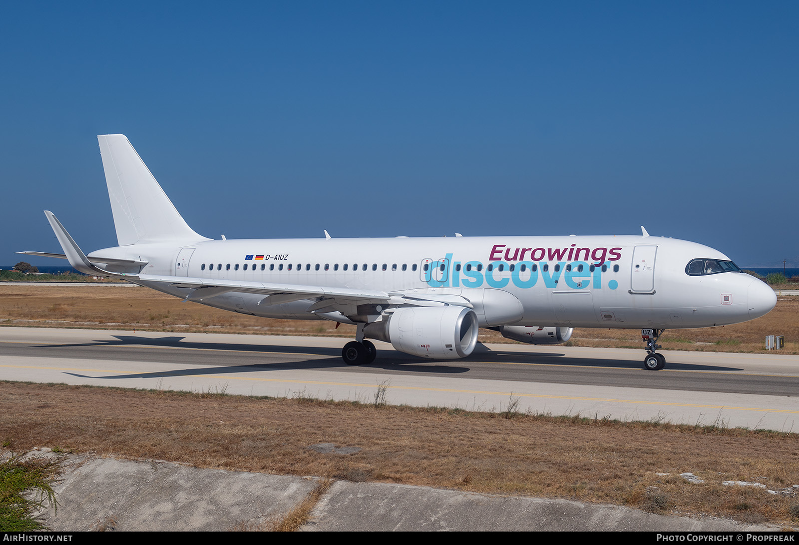 Aircraft Photo of D-AIUZ | Airbus A320-214 | Eurowings Discover | AirHistory.net #690574