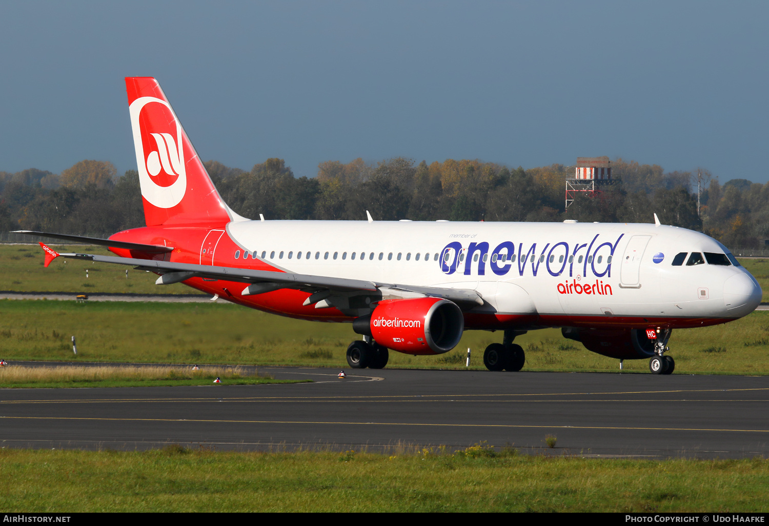 Aircraft Photo of D-ABHC | Airbus A320-214 | Air Berlin | AirHistory.net #690580