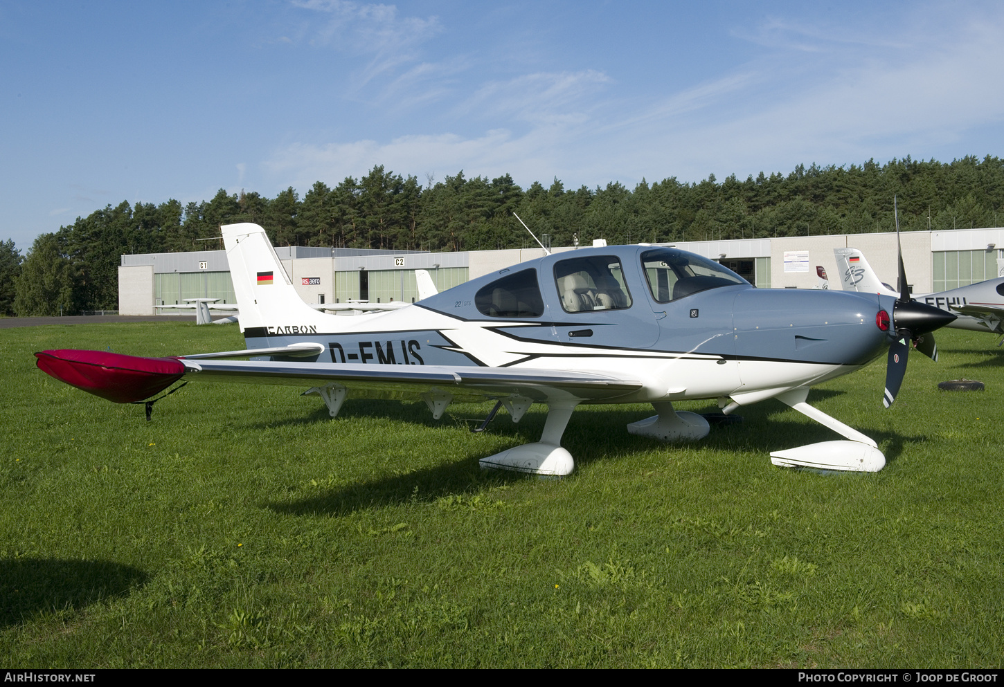 Aircraft Photo of D-EMJS | Cirrus SR-22 G6-GTS Carbon | AirHistory.net #690629