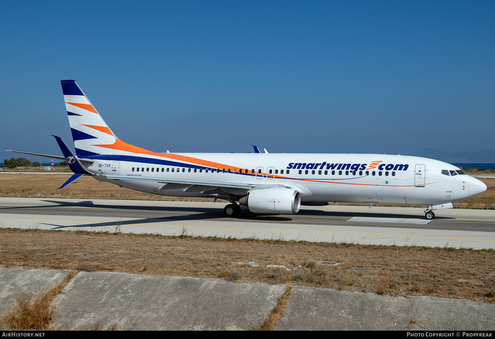 Aircraft Photo of OK-TVR | Boeing 737-86N | Smartwings | AirHistory.net #690682