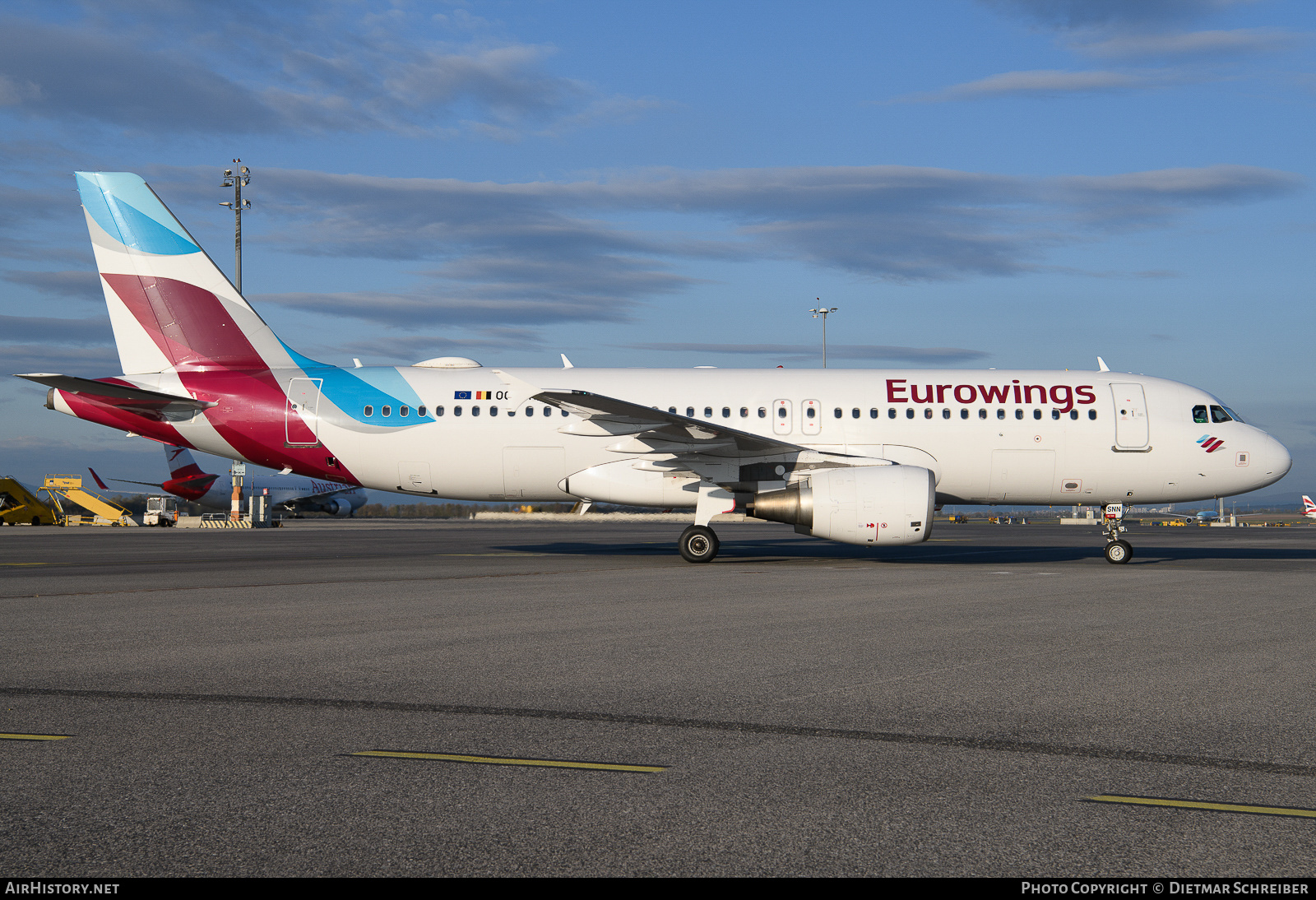 Aircraft Photo of OO-SNN | Airbus A320-214 | Eurowings | AirHistory.net #690720