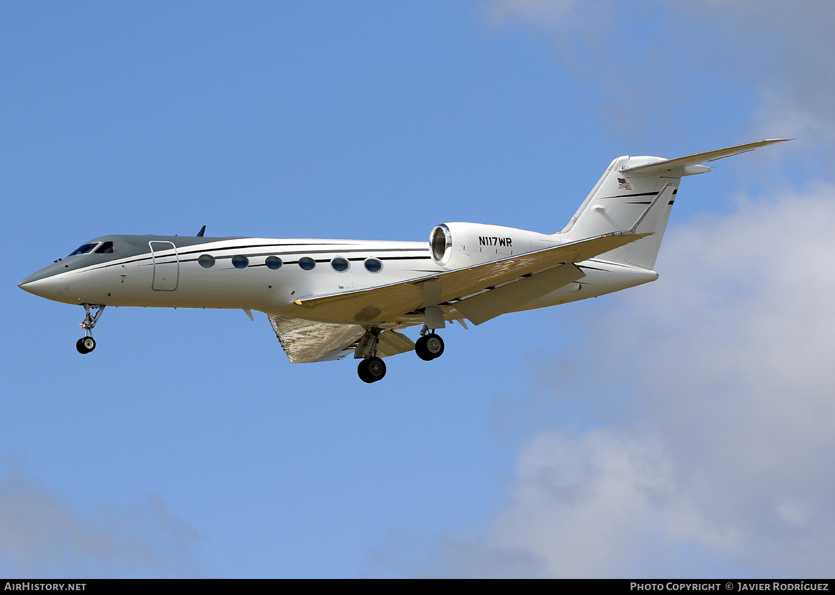 Aircraft Photo of N117WR | Gulfstream Aerospace G-IV-X Gulfstream G350 | AirHistory.net #690729