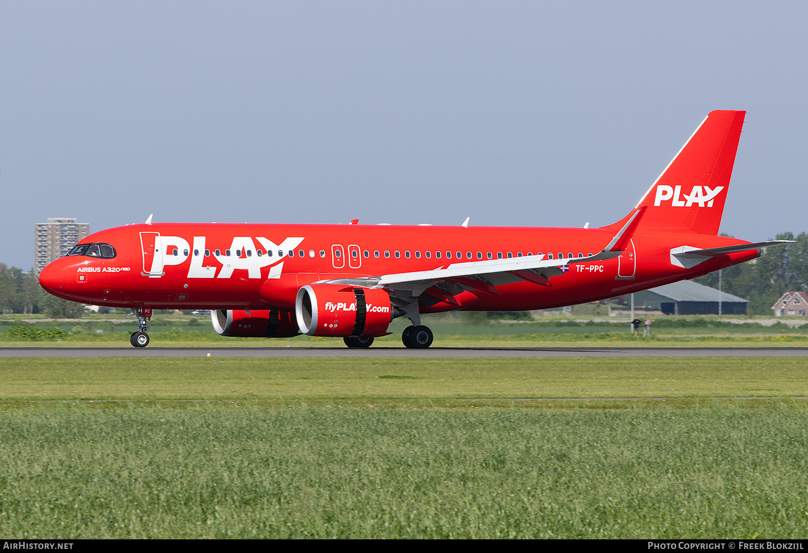 Aircraft Photo of TF-PPC | Airbus A320-251N | Play | AirHistory.net #690921