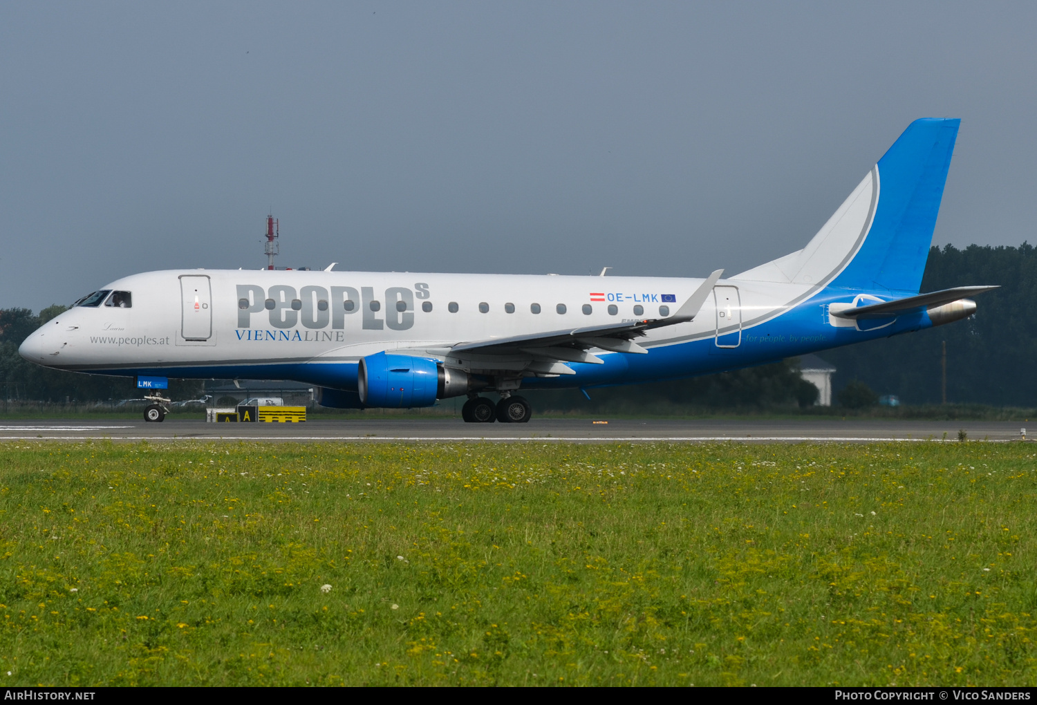 Aircraft Photo of OE-LMK | Embraer 170STD (ERJ-170-100STD) | People's Viennaline | AirHistory.net #690985