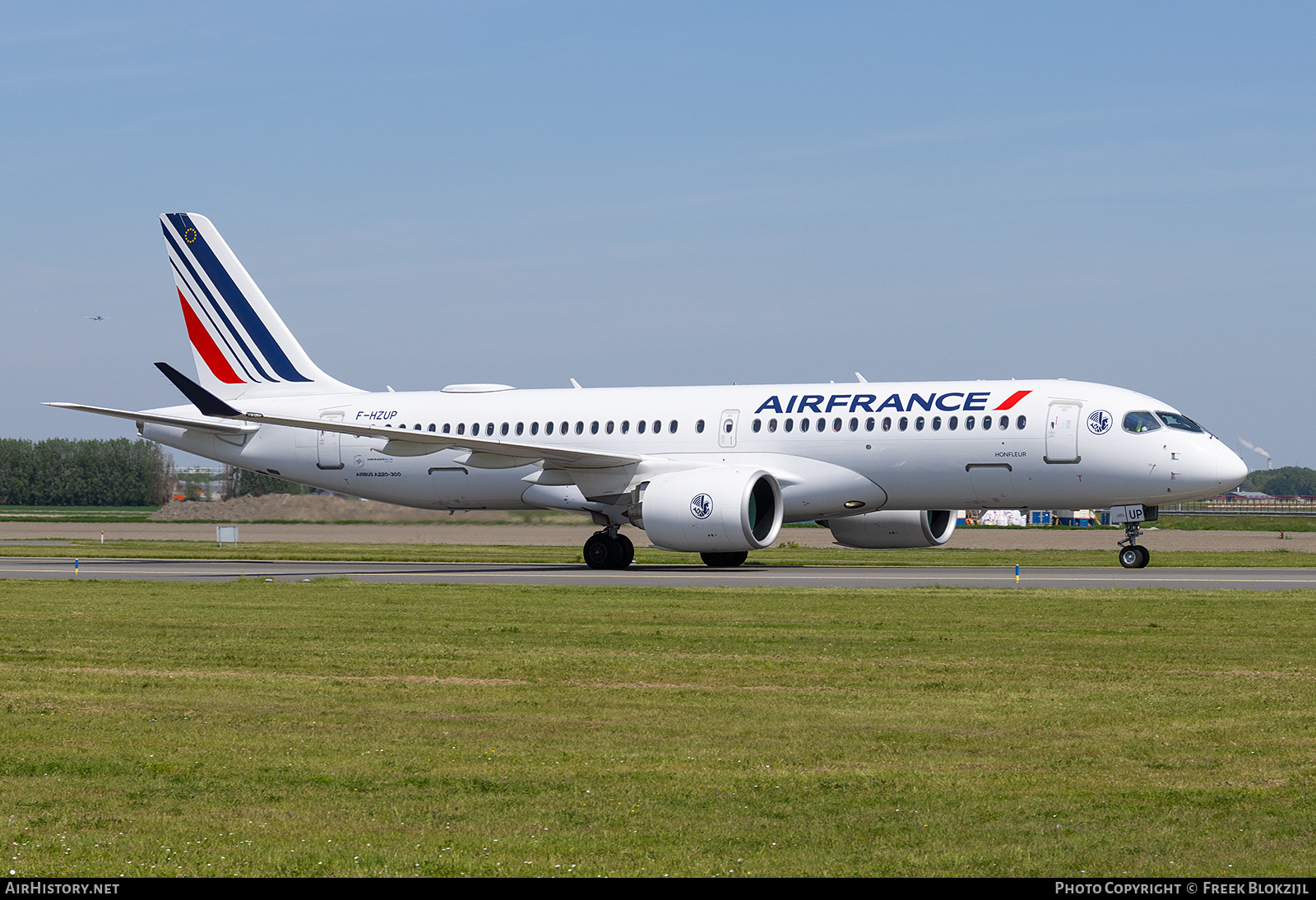 Aircraft Photo of F-HZUP | Airbus A220-371 (BD-500-1A11) | Air France | AirHistory.net #691019