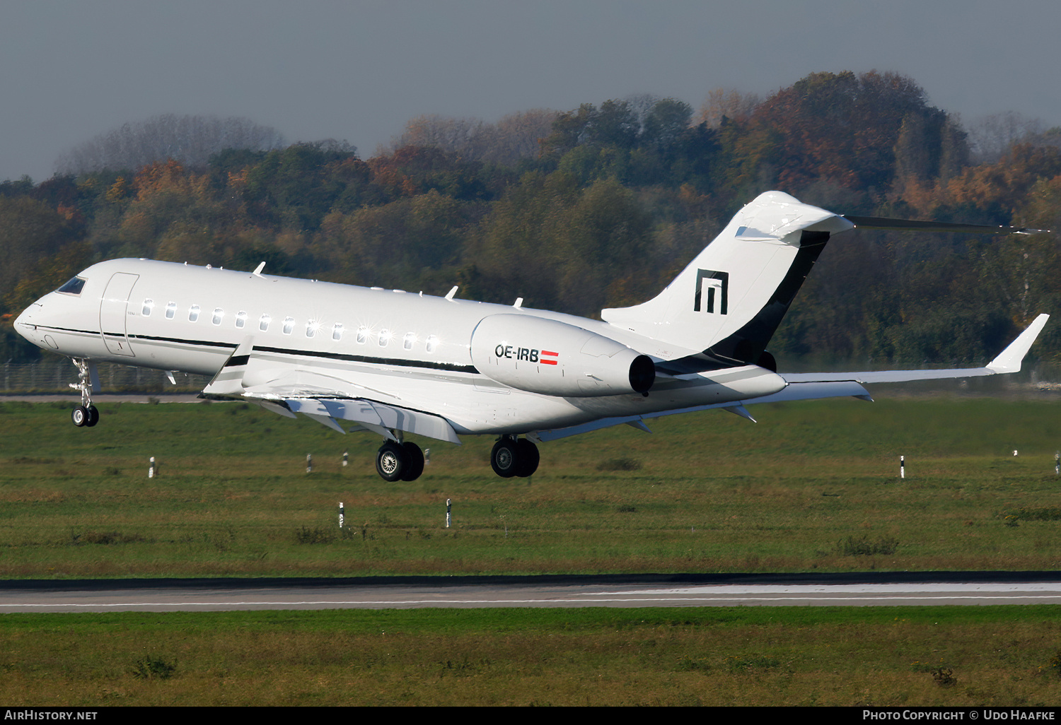 Aircraft Photo of OE-IRB | Bombardier Global Express (BD-700-1A10) | AirHistory.net #691100