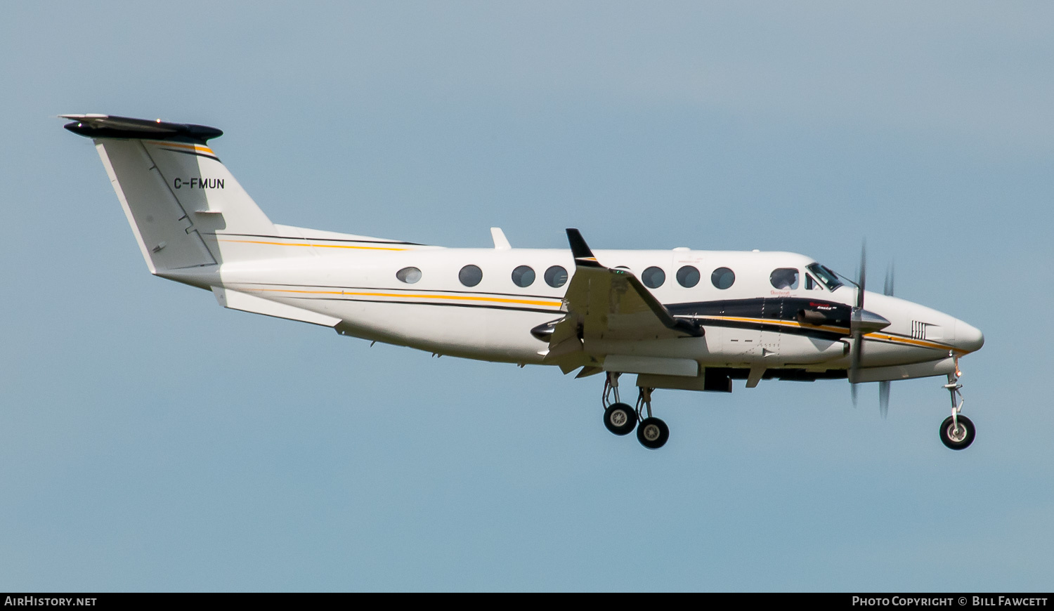 Aircraft Photo of C-FMUN | Beechcraft B300 King Air 350 | AirHistory.net #691205