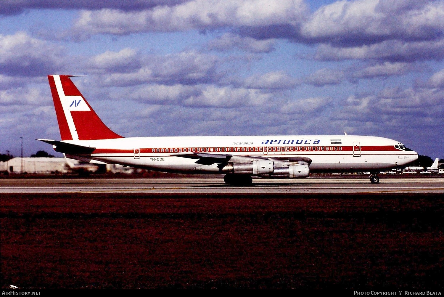 Aircraft Photo of YN-CDE | Boeing 707-123B | Aeronica | AirHistory.net #691296