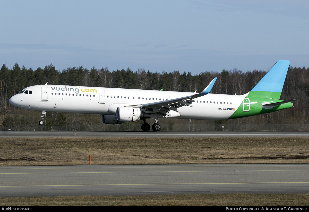 Aircraft Photo of EC-NLV | Airbus A321-211 | Vueling Airlines | AirHistory.net #691371