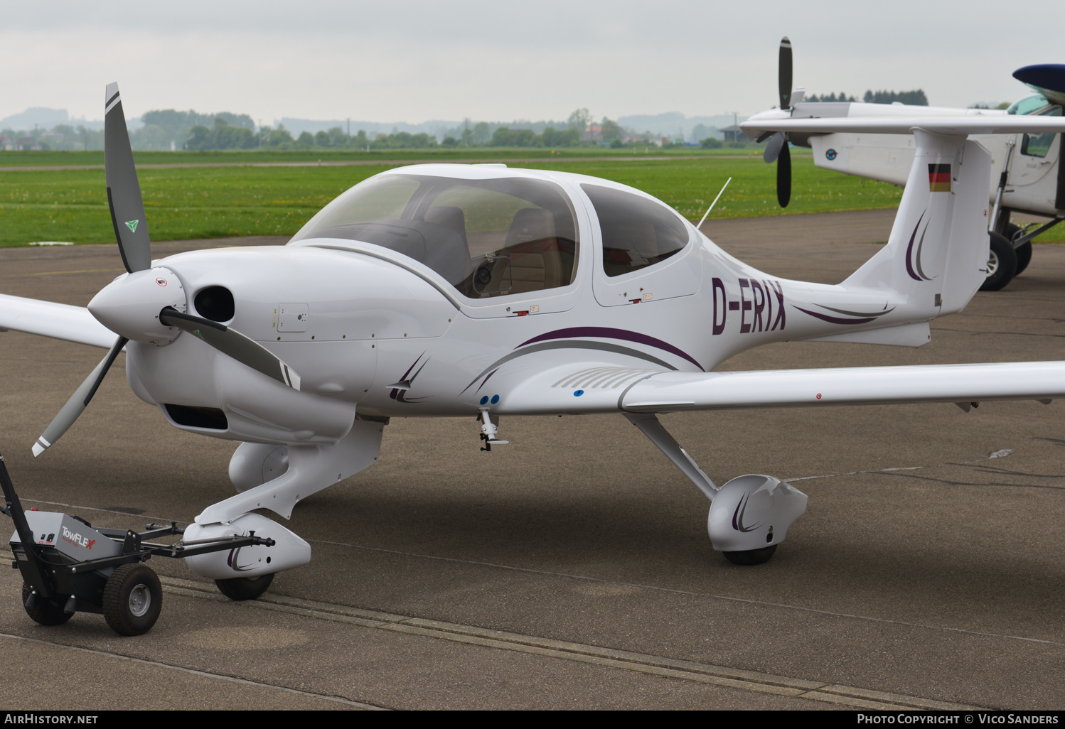 Aircraft Photo of D-ERIX | Diamond DA40 NG Diamond Star | AirHistory.net #691381