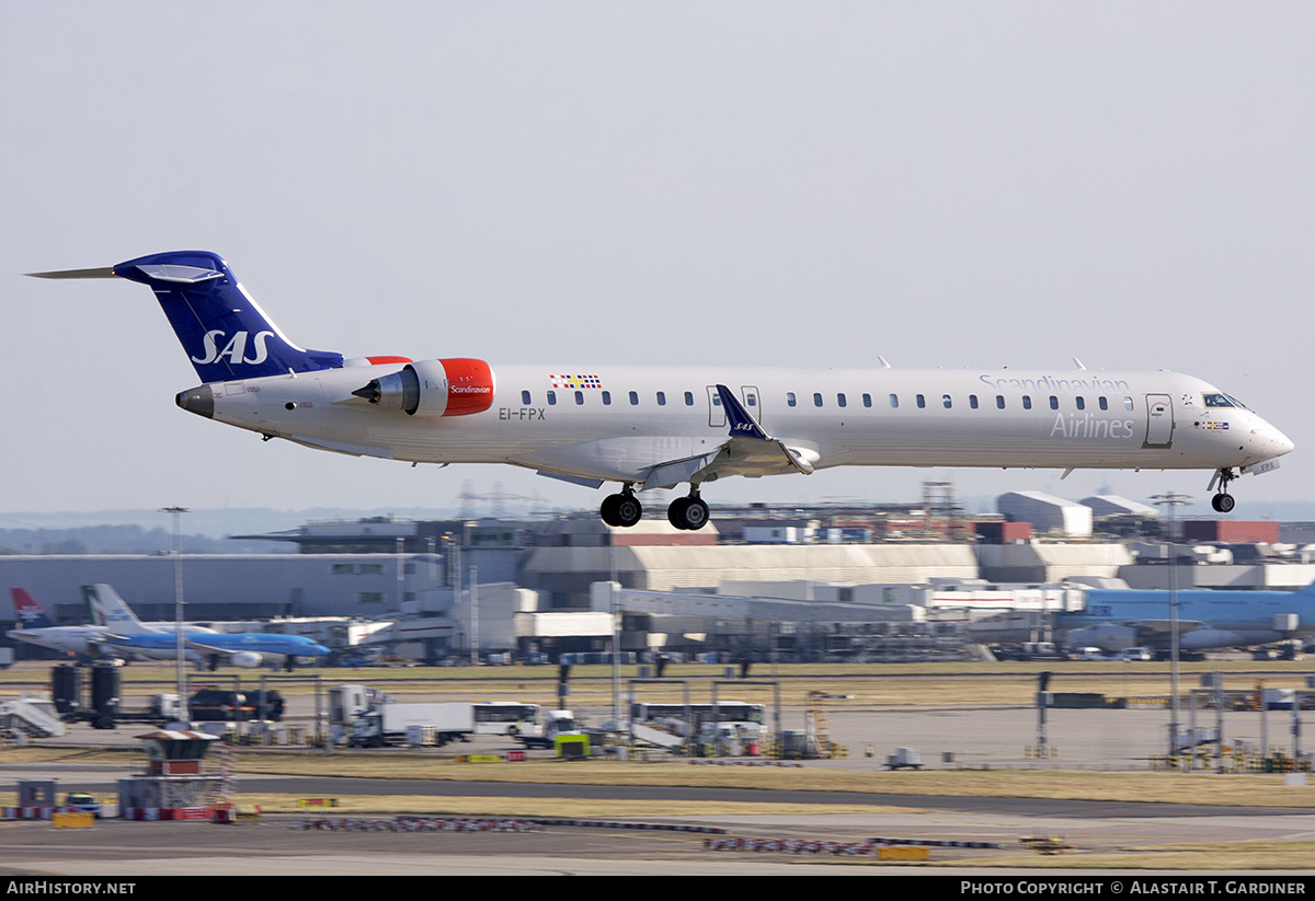 Aircraft Photo of EI-FPX | Bombardier CRJ-900LR (CL-600-2D24) | Scandinavian Airlines - SAS | AirHistory.net #691558