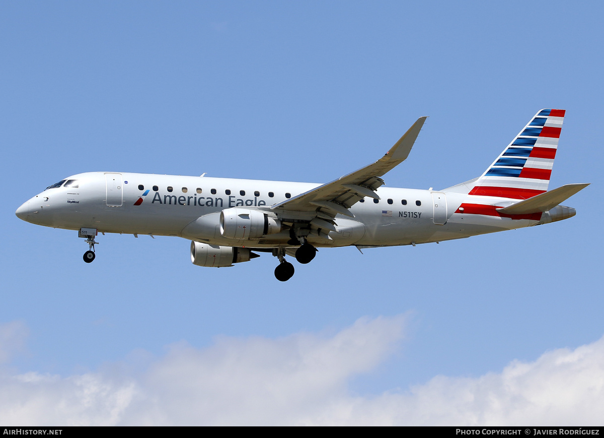 Aircraft Photo of N511SY | Embraer 175LR (ERJ-170-200LR) | American Eagle | AirHistory.net #691630