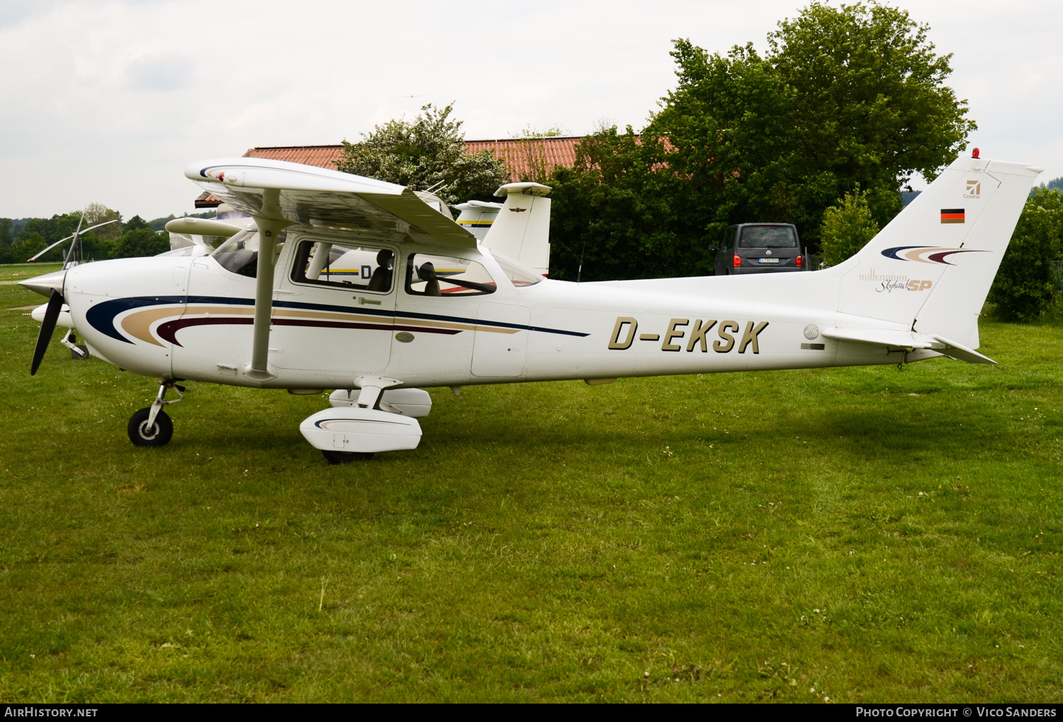 Aircraft Photo of D-EKSK | Cessna 172S Millennium Skyhawk SP | AirHistory.net #691664