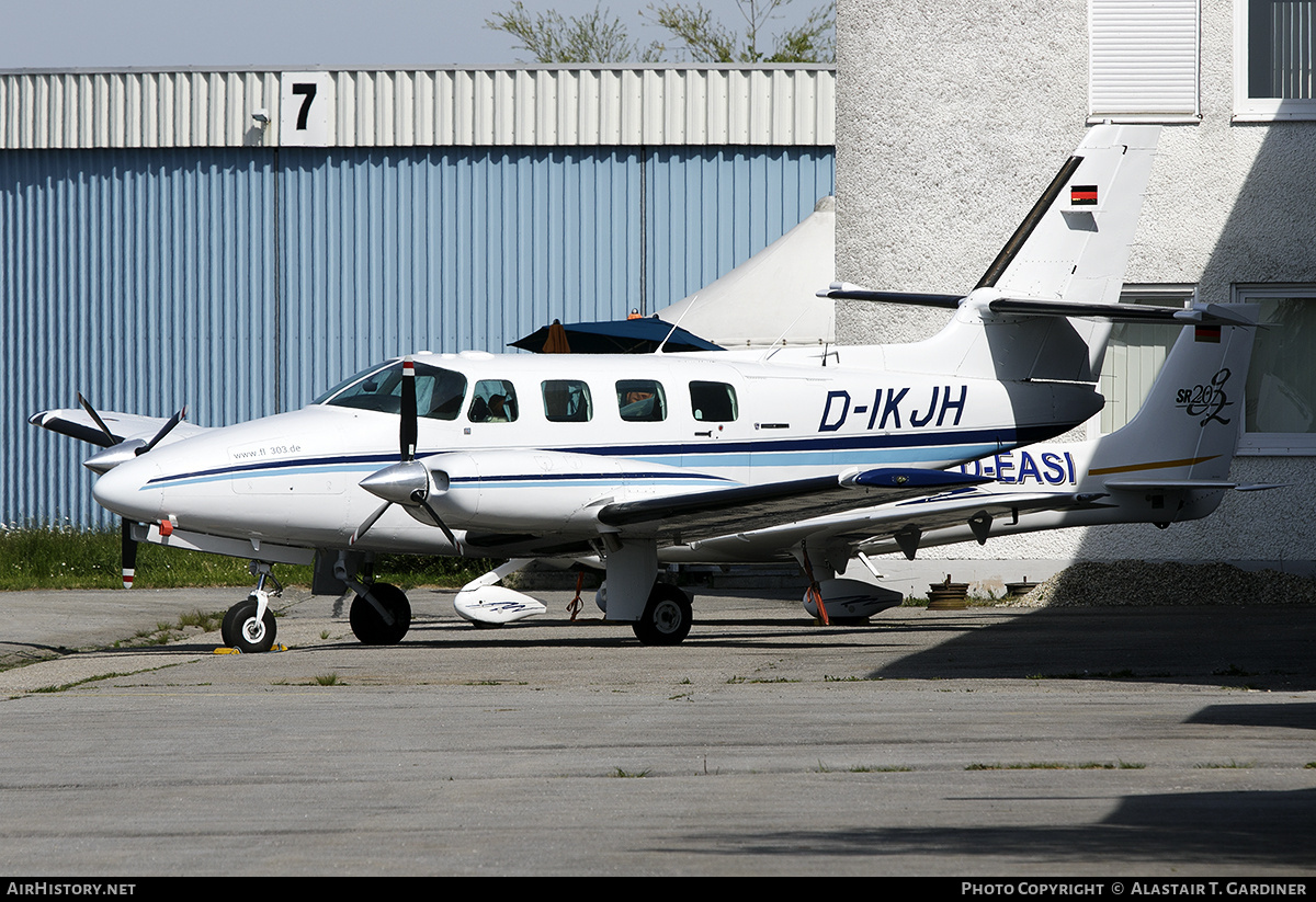 Aircraft Photo of D-IKJH | Cessna T303 Crusader | AirHistory.net #691788