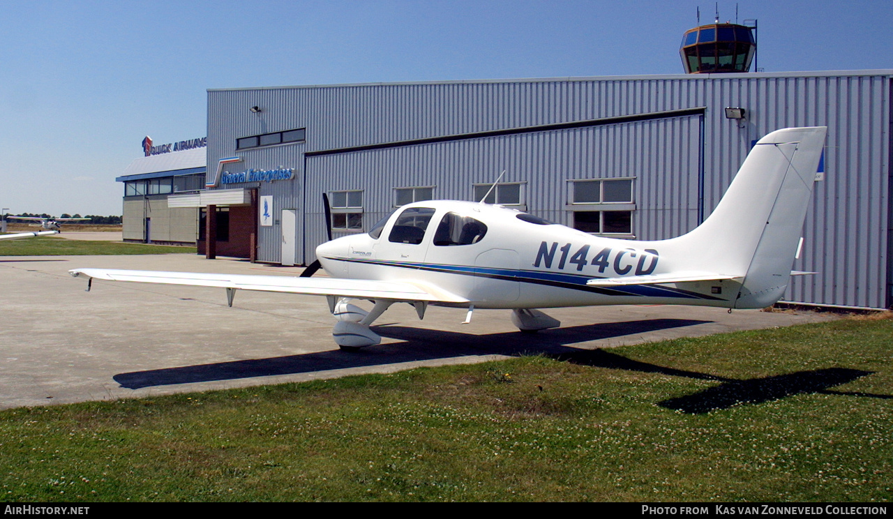 Aircraft Photo of N144CD | Cirrus SR-20 G1 | AirHistory.net #691804