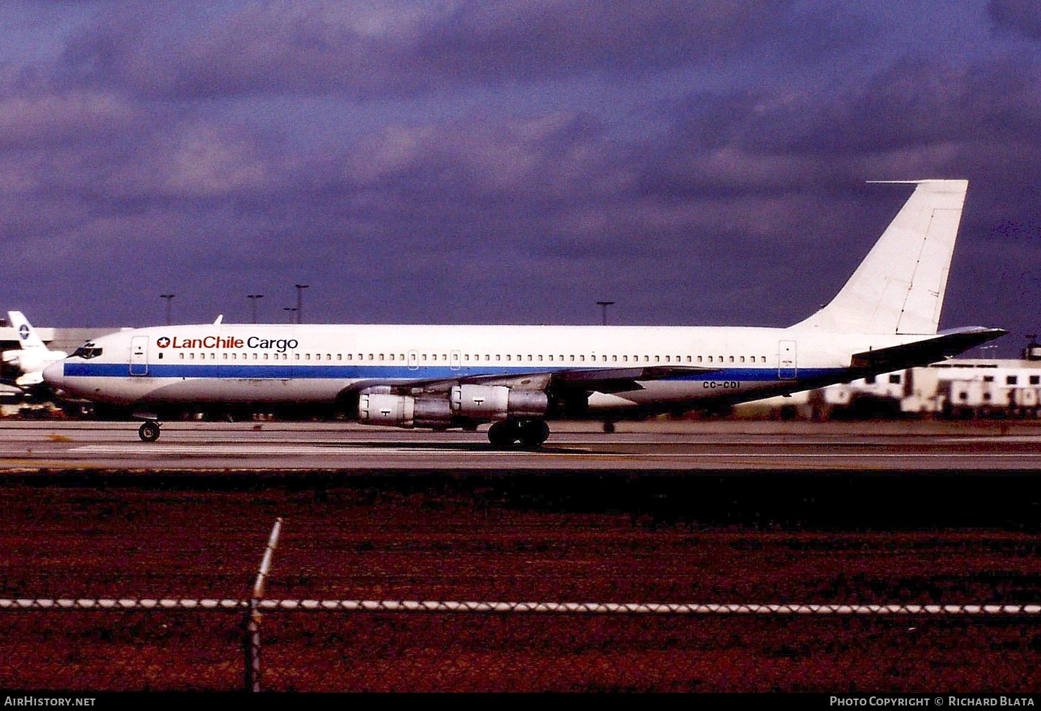 Aircraft Photo of CC-CDI | Boeing 707-323C | LAN Chile Cargo - Línea Aérea Nacional | AirHistory.net #691868