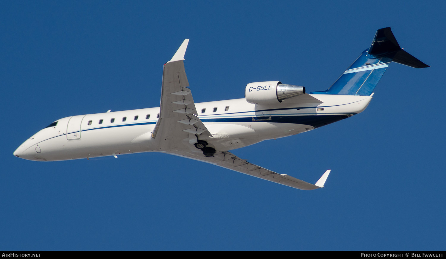 Aircraft Photo of C-GSLL | Bombardier Challenger 850 (CRJ-200SE/CL-600-2B19) | AirHistory.net #692047