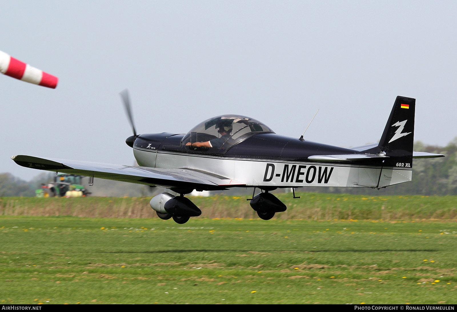 Aircraft Photo of D-MEOW | Roland Z-602 XL | AirHistory.net #692089