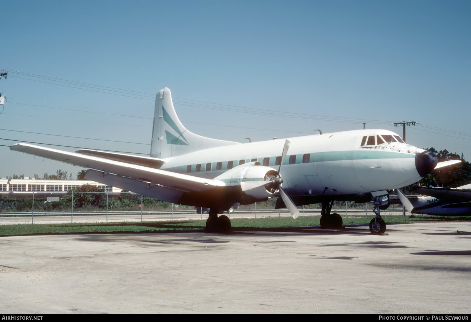 Aircraft Photo of N40436 | Martin 404 | AirHistory.net #692153