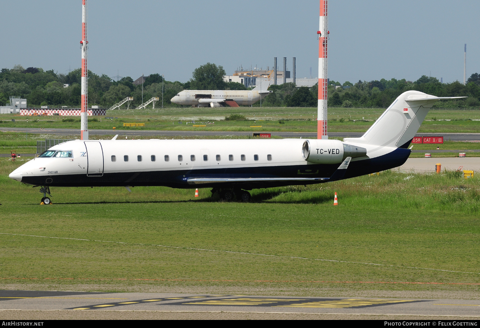 Aircraft Photo of TC-VED | Bombardier Challenger 850 (CRJ-200SE/CL-600-2B19) | Ziver Air | AirHistory.net #692180