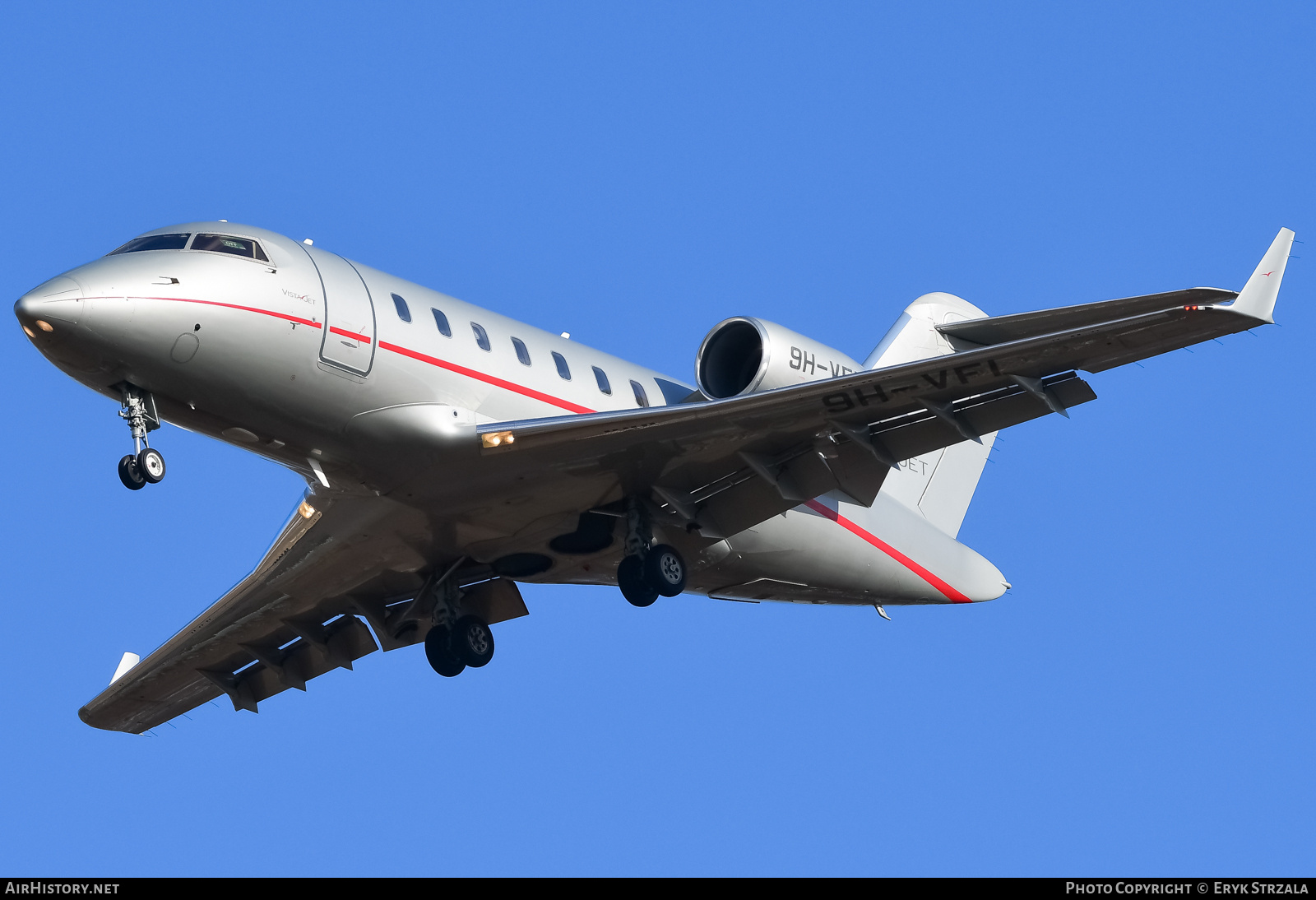 Aircraft Photo of 9H-VFI | Bombardier Challenger 605 (CL-600-2B16) | VistaJet | AirHistory.net #692204