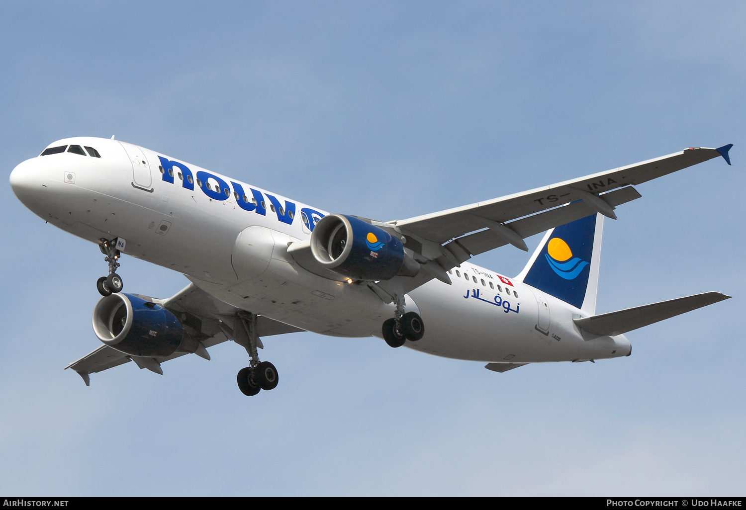 Aircraft Photo of TS-INA | Airbus A320-214 | Nouvelair Tunisie | AirHistory.net #692243