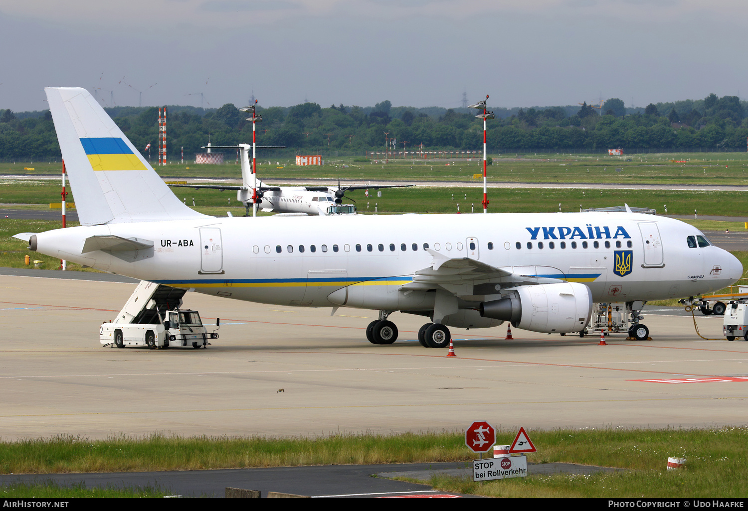 Aircraft Photo of UR-ABA | Airbus ACJ319 (A319-115/CJ) | Ukraine Government | AirHistory.net #692413