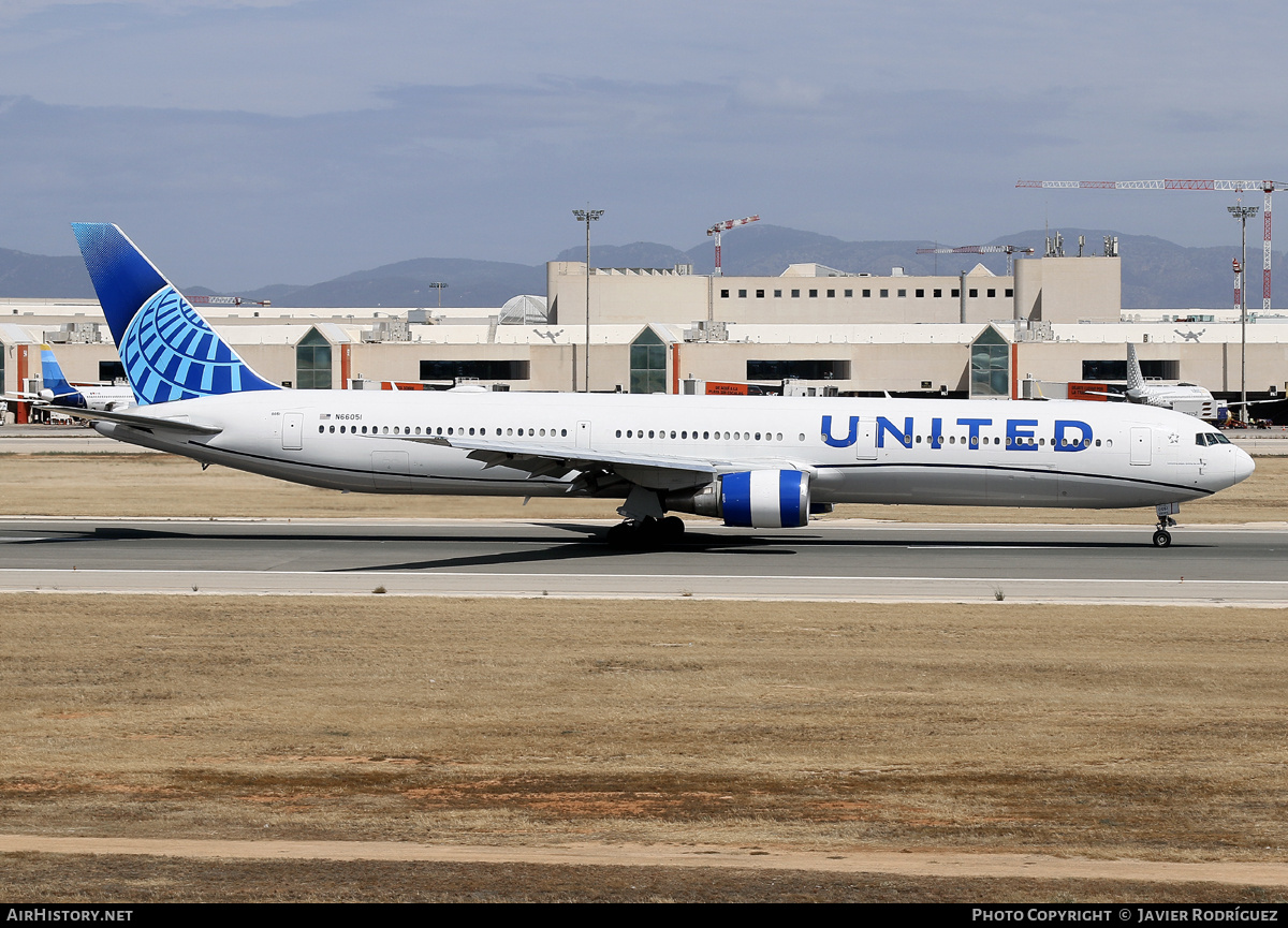 Aircraft Photo of N66051 | Boeing 767-424/ER | United Airlines | AirHistory.net #692427
