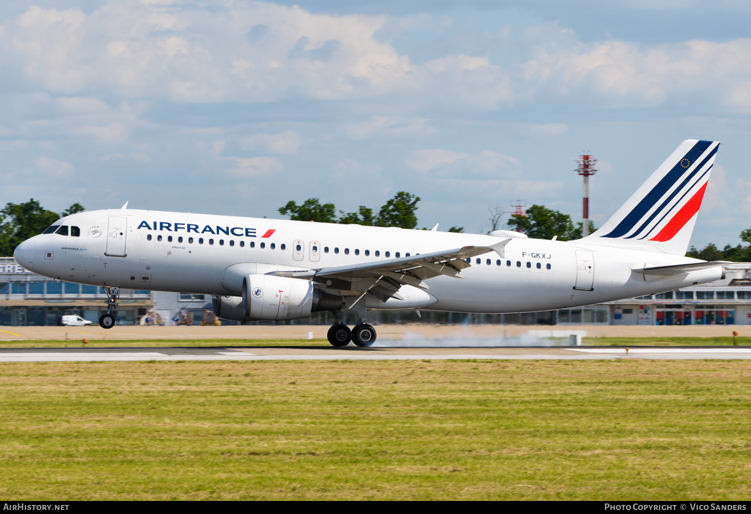 Aircraft Photo of F-GKXJ | Airbus A320-214 | Air France | AirHistory.net #692522