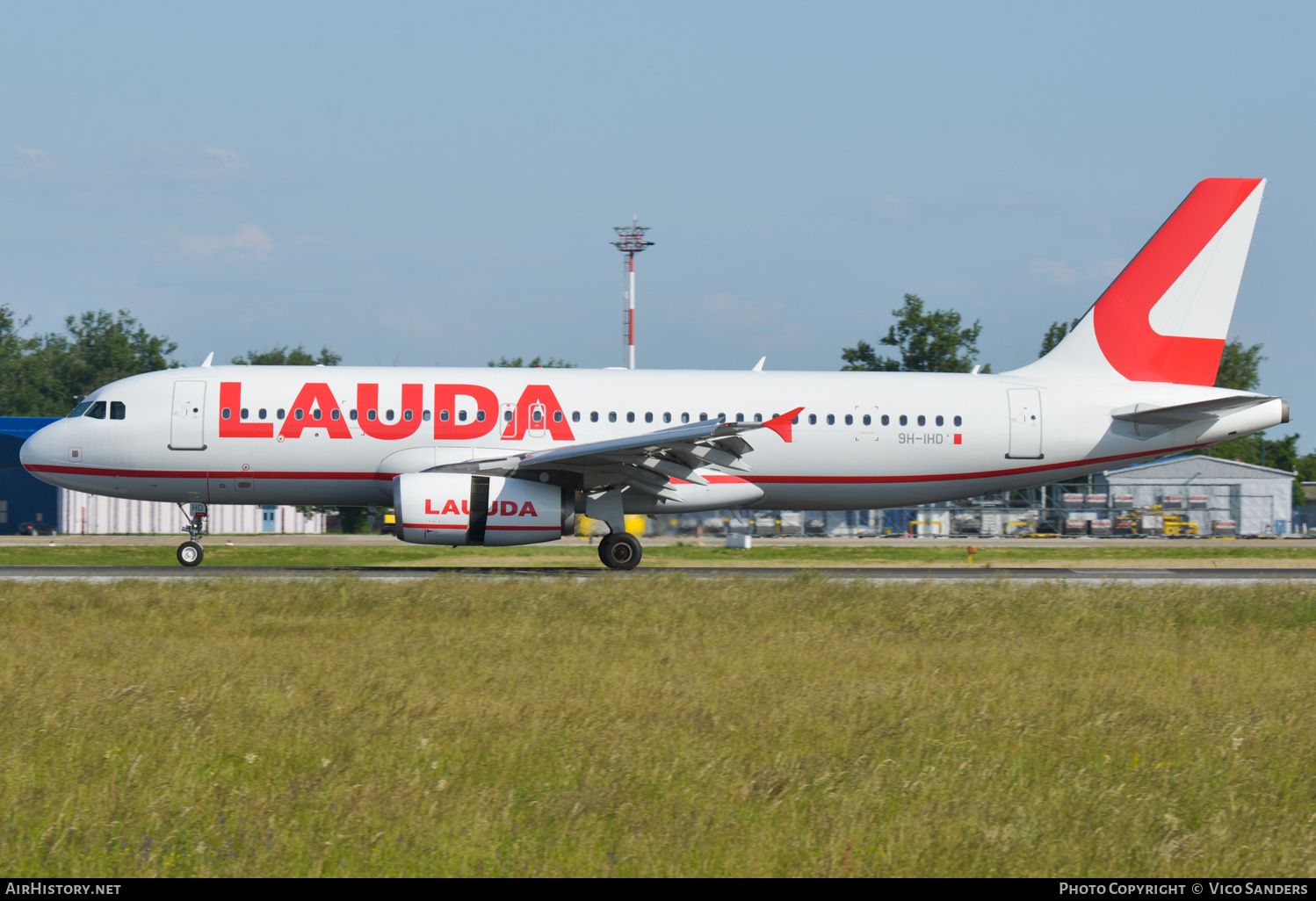 Aircraft Photo of 9H-IHD | Airbus A320-232 | Lauda | AirHistory.net #692609