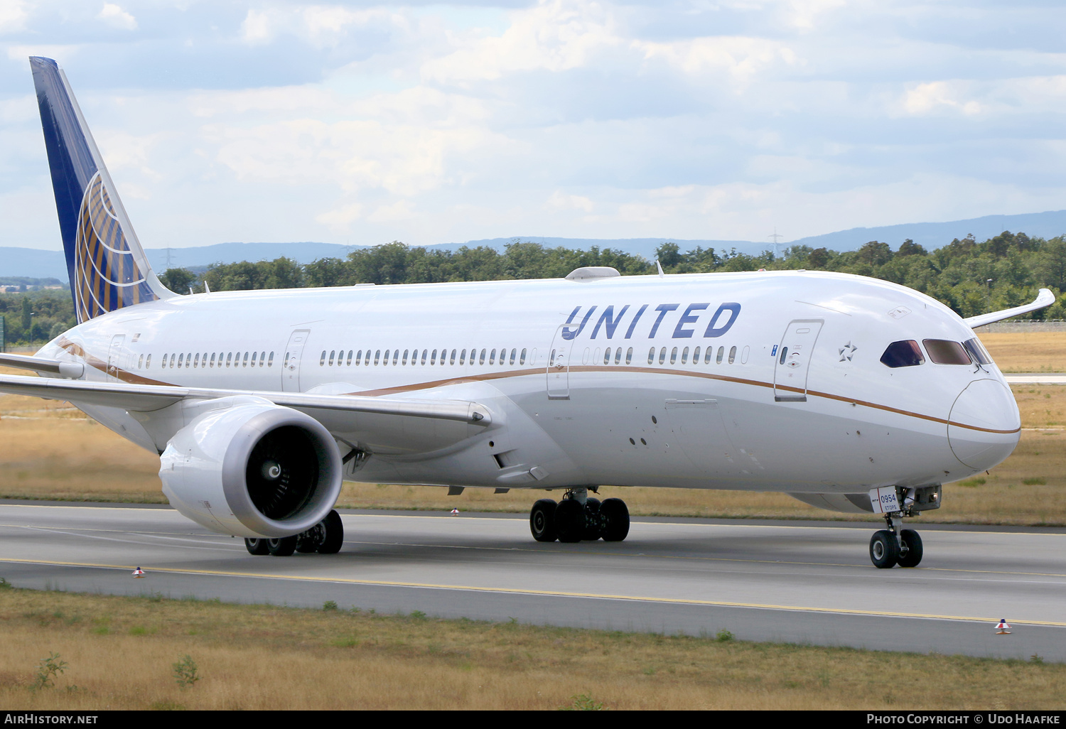 Aircraft Photo of N13954 | Boeing 787-9 Dreamliner | United Airlines | AirHistory.net #692700