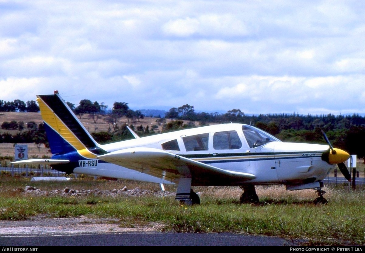 Aircraft Photo of VH-RSU | Piper PA-28R-200 Cherokee Arrow B | AirHistory.net #692709