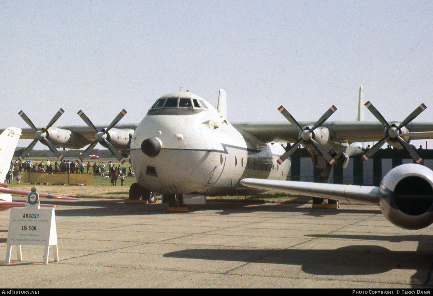 Aircraft Photo of XR137 | Armstrong Whitworth AW-660 Argosy E.1 | UK - Air Force | AirHistory.net #692755
