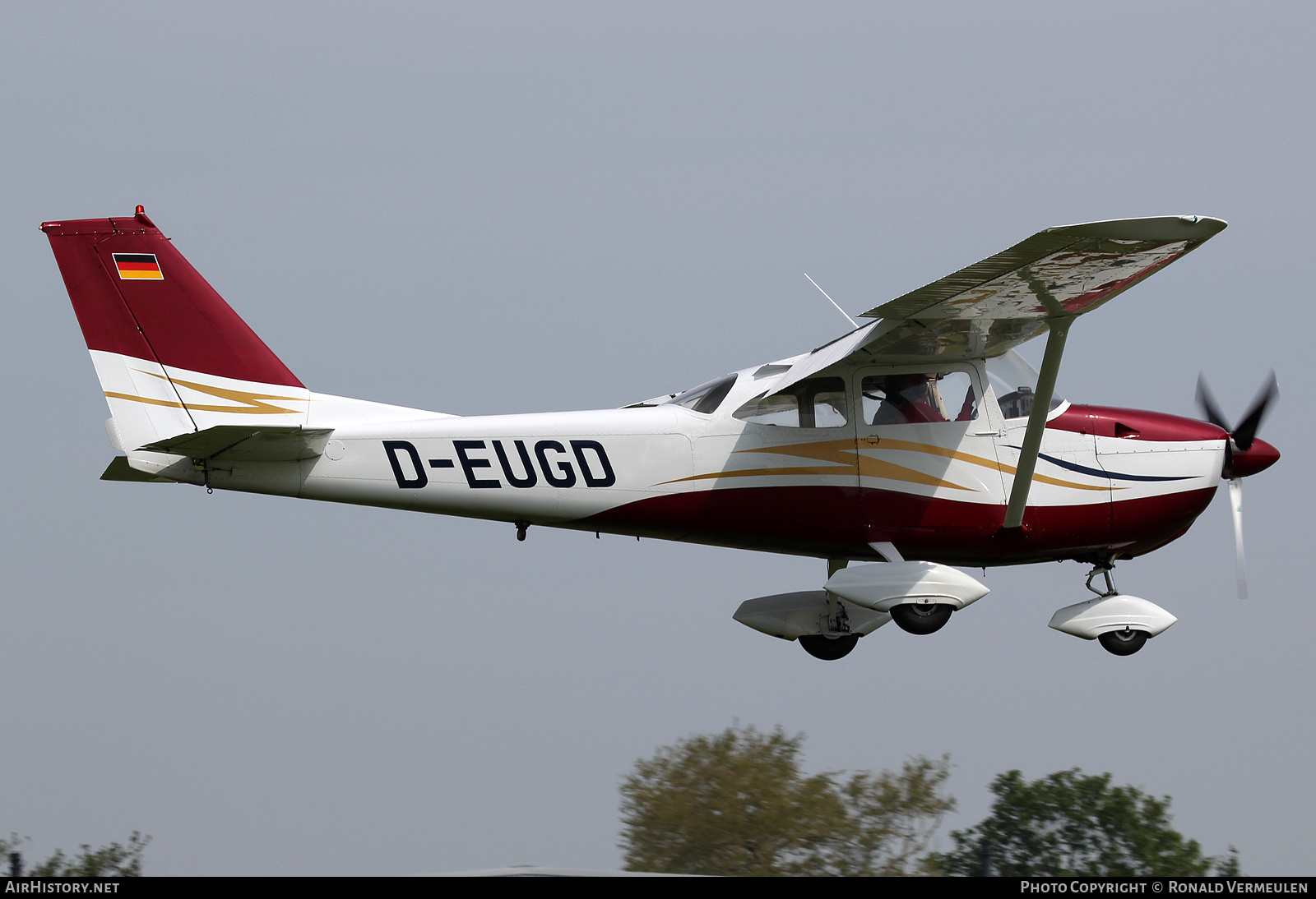 Aircraft Photo of D-EUGD | Cessna 172H(mod) | AirHistory.net #692789