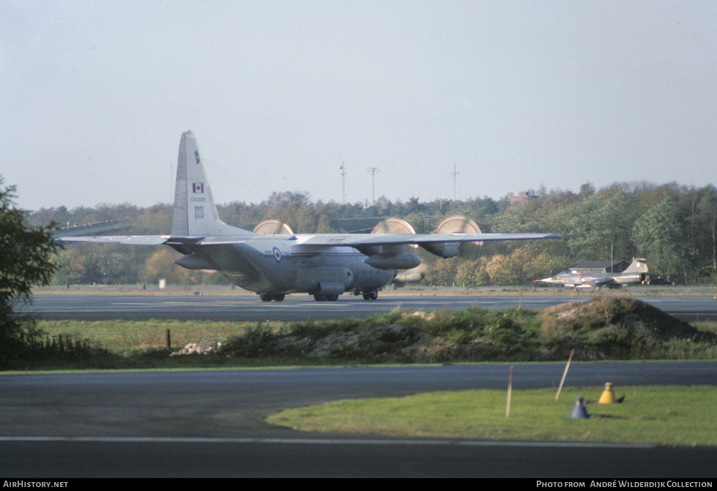 Aircraft Photo of 130329 | Lockheed CC-130H Hercules | Canada - Air Force | AirHistory.net #692862