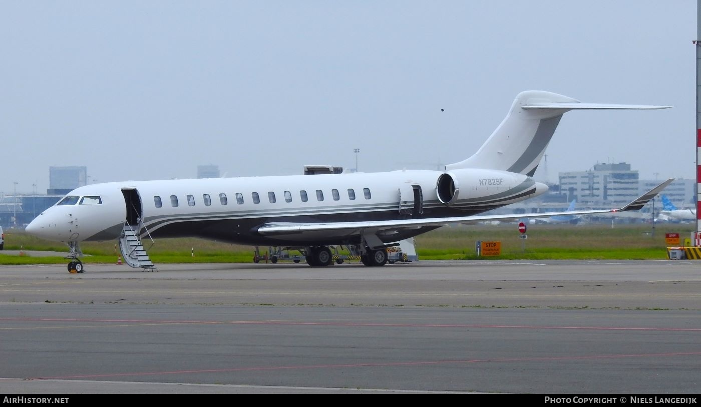 Aircraft Photo of N782SF | Bombardier Global 5000 (BD-700-1A11) | AirHistory.net #693011