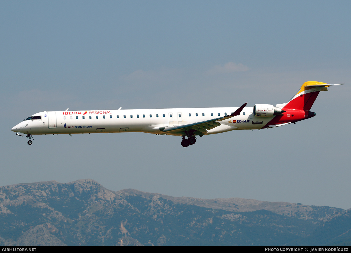 Aircraft Photo of EC-MJP | Bombardier CRJ-1000ER NG (CL-600-2E25) | Iberia Regional | AirHistory.net #693034