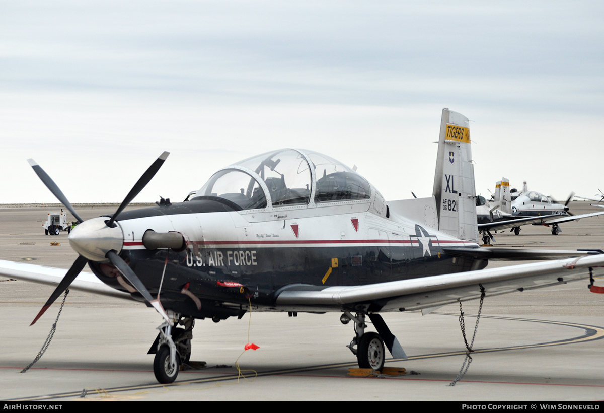 Aircraft Photo of 06-3821 / AF06-821 | Raytheon T-6A Texan II | USA - Air Force | AirHistory.net #693053