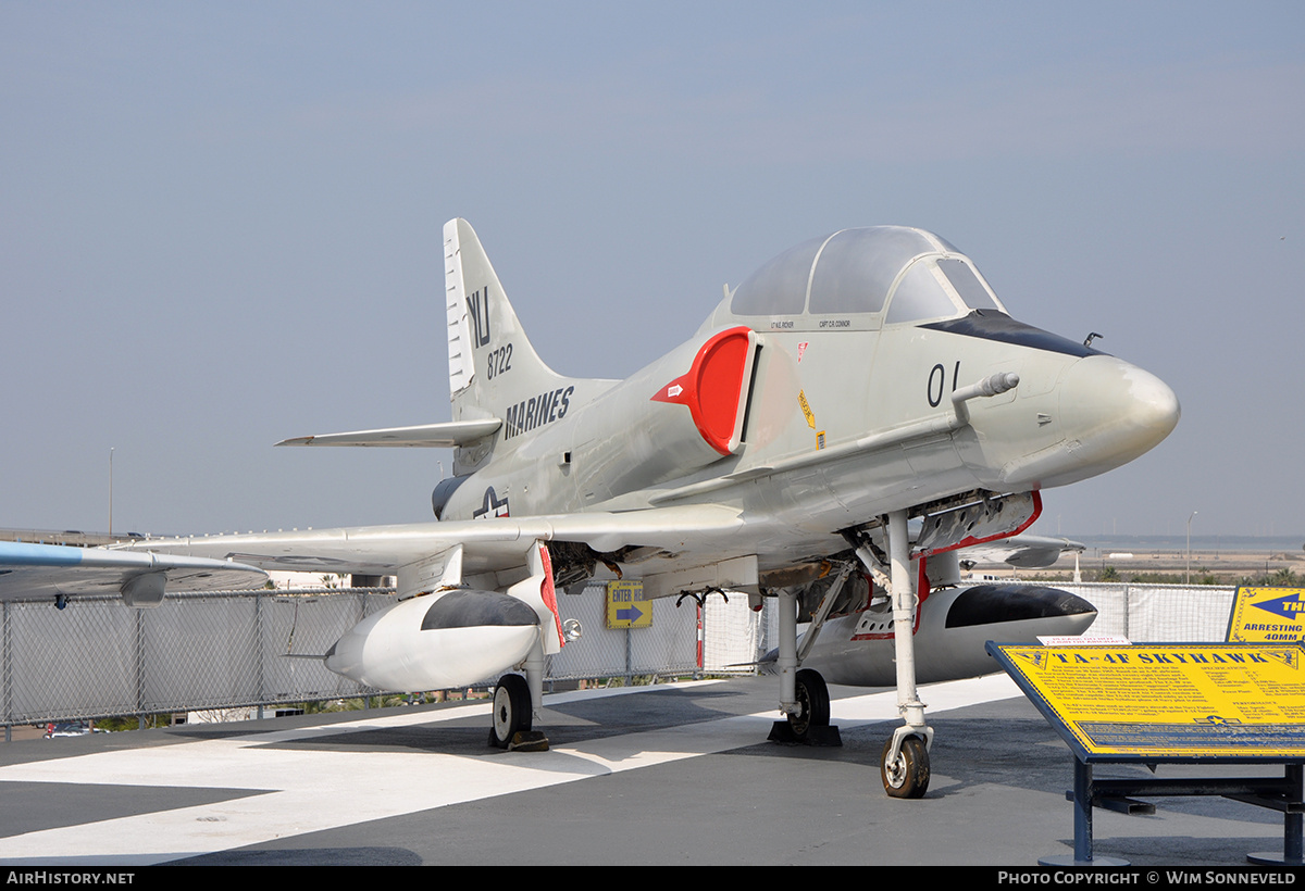 Aircraft Photo of 158722 / 8722 | McDonnell Douglas TA-4J Skyhawk | USA - Marines | AirHistory.net #693110