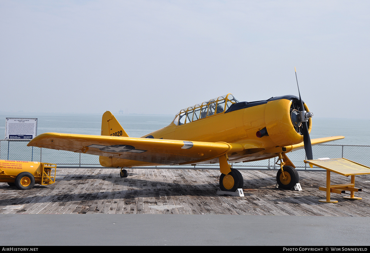 Aircraft Photo of 52020 | North American SNJ-5 Texan | USA - Navy | AirHistory.net #693124