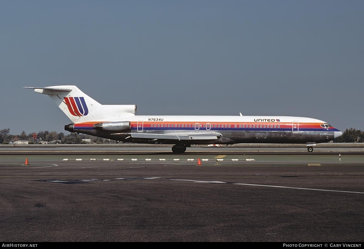 Aircraft Photo of N7634U | Boeing 727-222 | United Airlines | AirHistory.net #693174