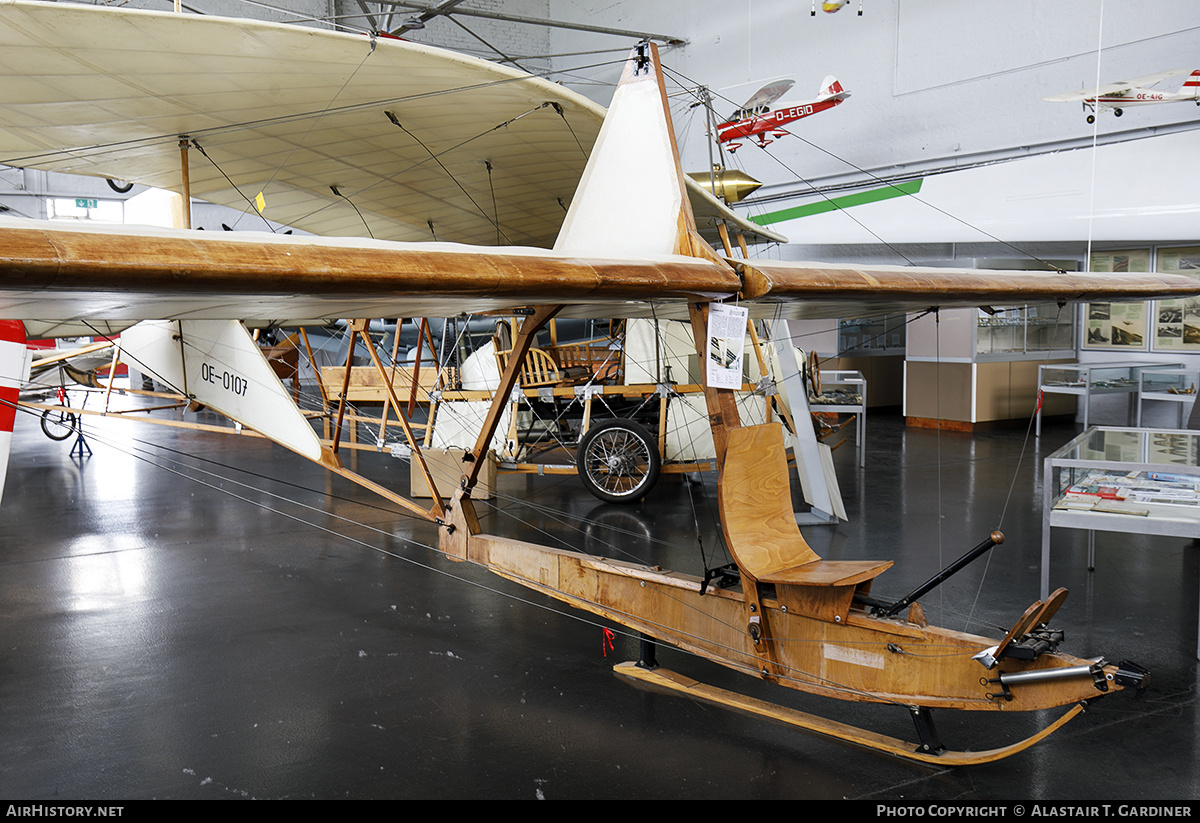 Aircraft Photo of OE-0107 | Schneider SG-38 Schulgleiter | AirHistory.net #693188