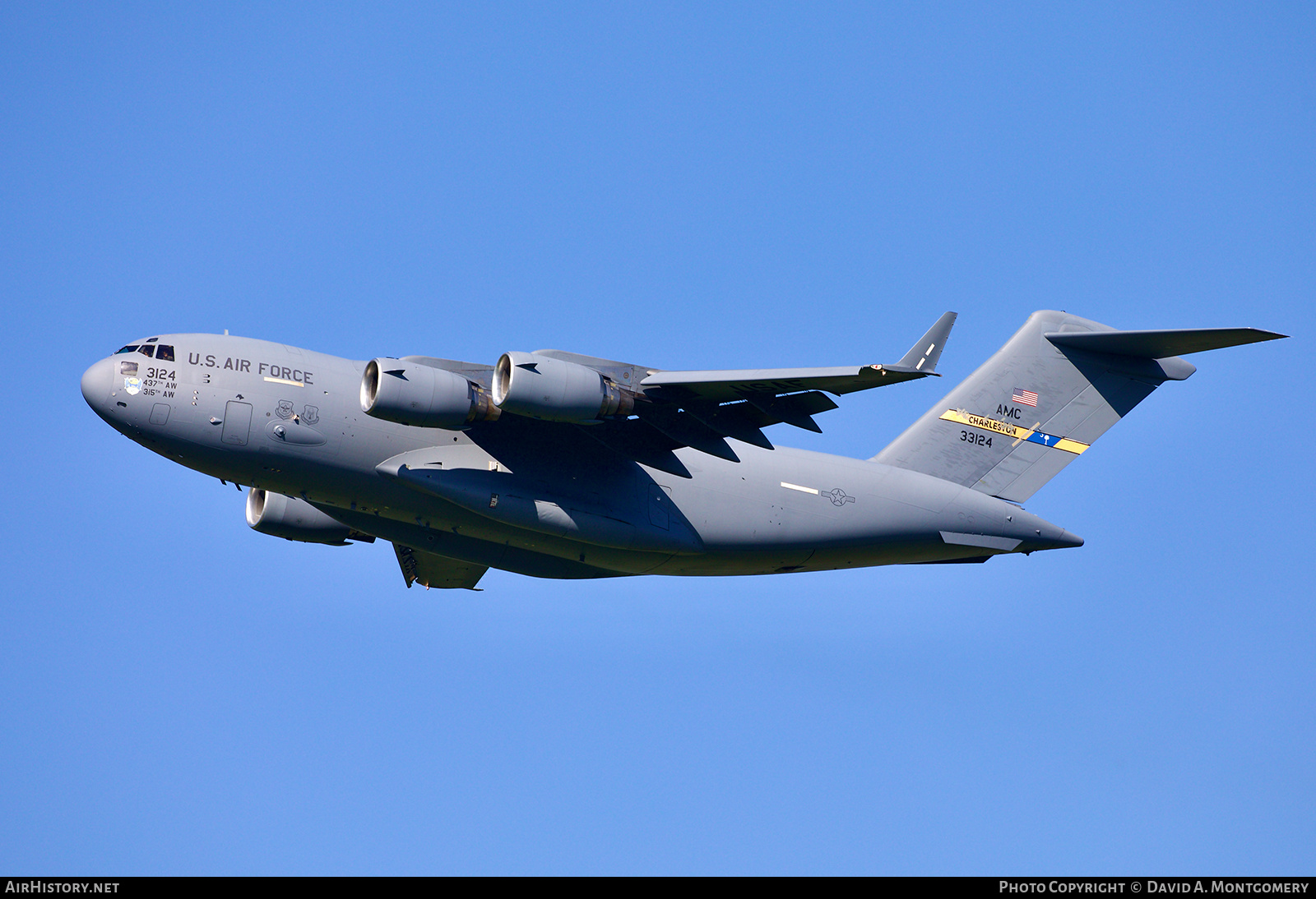 Aircraft Photo of 03-3124 / 33124 | Boeing C-17A Globemaster III | USA - Air Force | AirHistory.net #693233