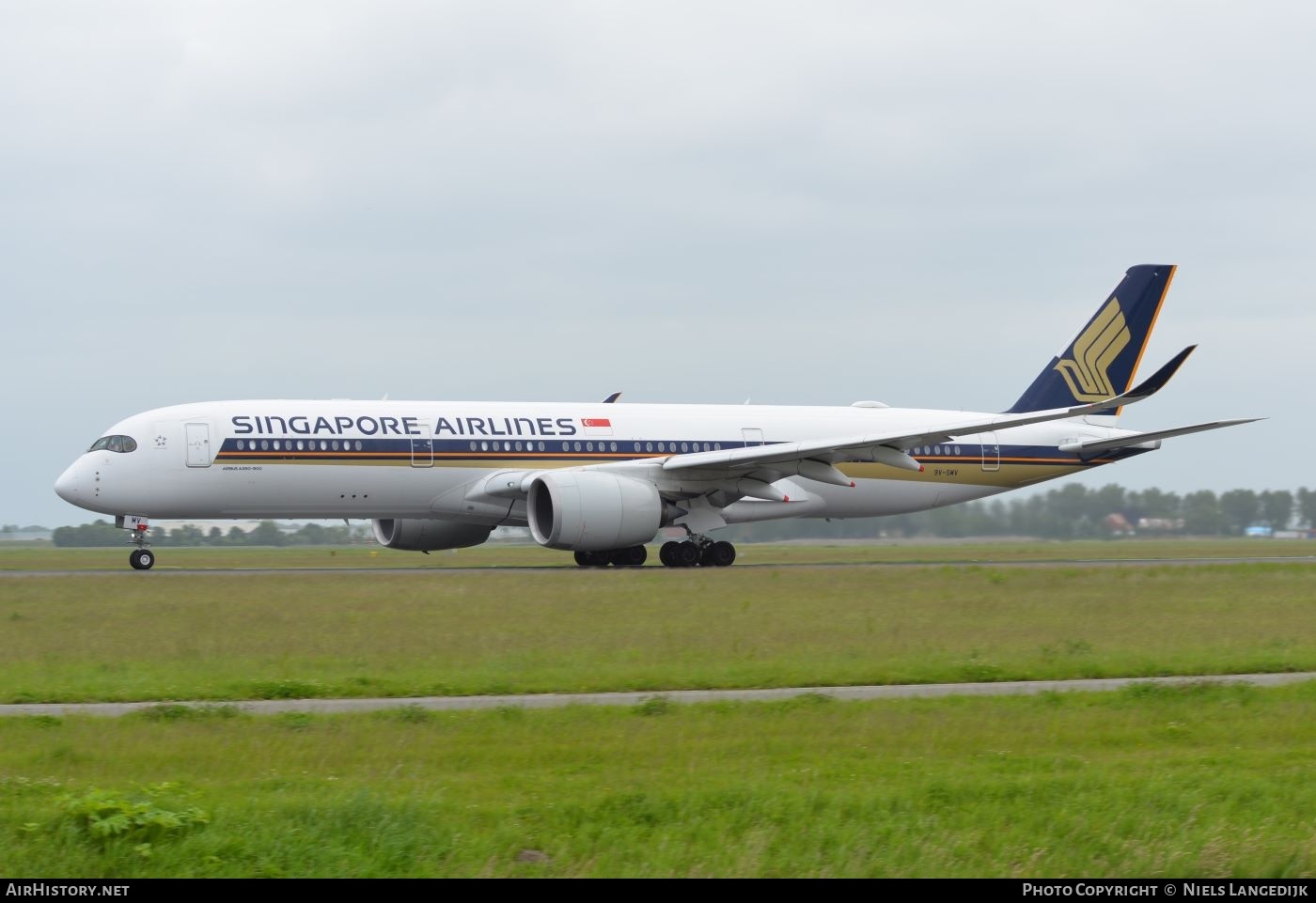 Aircraft Photo of 9V-SMV | Airbus A350-941 | Singapore Airlines | AirHistory.net #693290