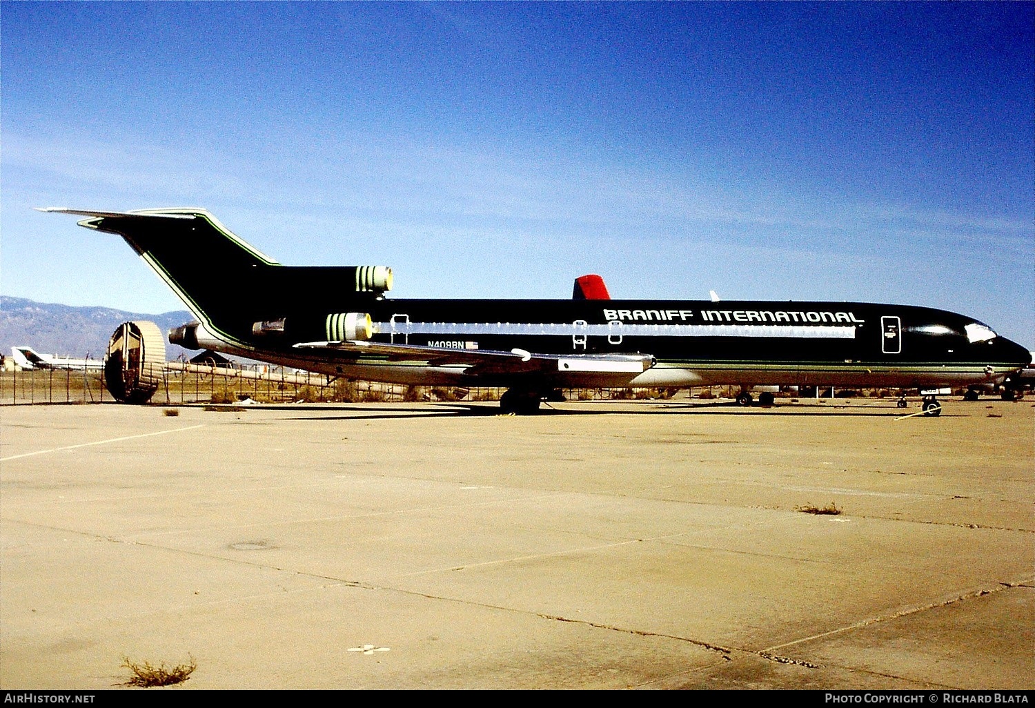 Aircraft Photo of N409BN | Boeing 727-214 | Braniff International Airlines | AirHistory.net #693343