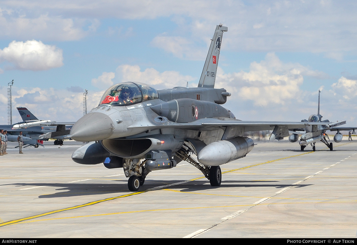 Aircraft Photo of 07-1029 | Lockheed Martin F-16D Fighting Falcon | Turkey - Air Force | AirHistory.net #693431